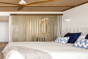 Zel Mallorca - Adults Recommended - Palmanova