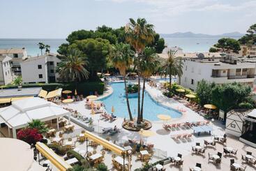 Ivory Playa Sports & Spa