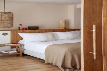 Me Ibiza   The Leading Hotels Of The World - Santa Eulalia del Rio