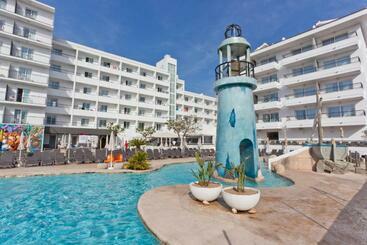 Fergus Club Pineda Splash - Pineda de Mar