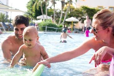 Royal Son Bou Family Club