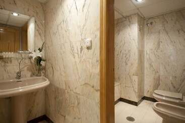 Aptos Alejandra Home