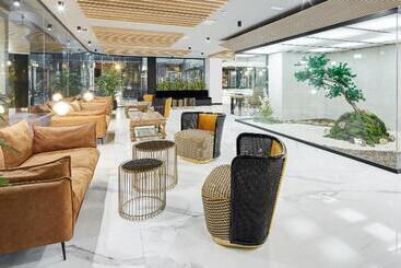 Gran Hotel Luna de Granada