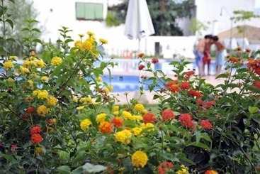 هتل Andalucia