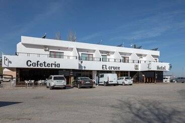 هتل Area De Servicio El Cruce