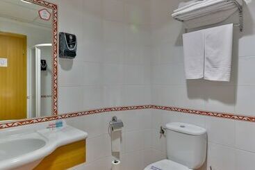 هتل Area De Servicio El Cruce