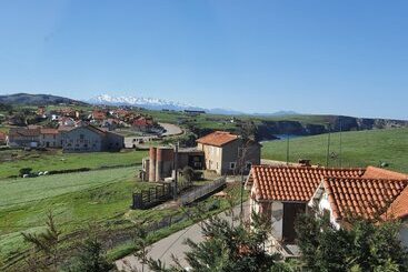 هتل Arha Villa De Suances