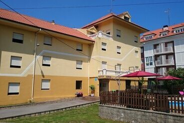 Hotel Azcona