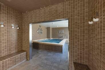 1881 Hotel Balneario Vichy Catalan
