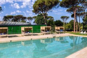 1881 Hotel Balneario Vichy Catalan