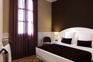 1881 Hotel Balneario Vichy Catalan