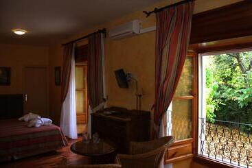 هتل Balneario De Alhama De Granada