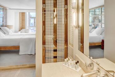 هتل Mim Sotogrande