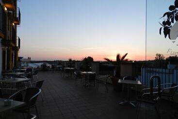 هتل Balneario De Chiclana