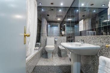 هتل Balneario De Chiclana