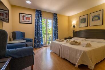 هتل Balneario De Chiclana