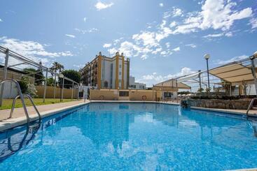 هتل Balneario De Chiclana