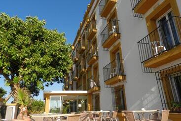 هتل Balneario De Chiclana