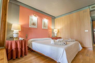 هتل Balneario De Chiclana
