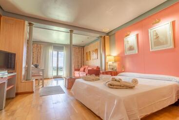 هتل Balneario De Chiclana
