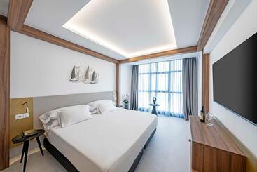 Faranda Rias Altas, Ascend Hotel Collection