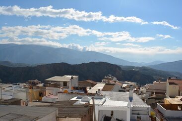 هتل Hostal Manolete