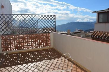 هتل Hostal Manolete