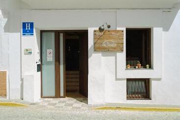هتل La Posada De Alájar
