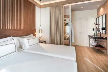 هتل Meliá Granada