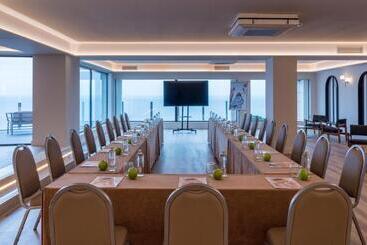 בית מלון כפרי Mercure Monte Igueldo