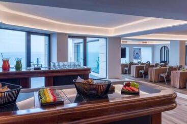 בית מלון כפרי Mercure Monte Igueldo