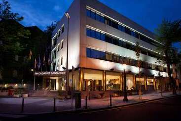ホテル NH Ciudad De Santander