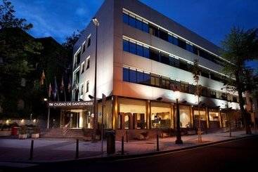 ホテル NH Ciudad De Santander