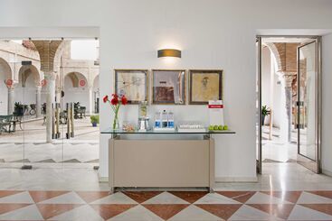 هتل NH Collection Amistad Cordoba