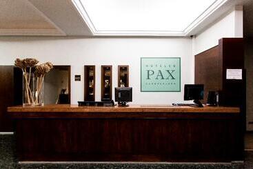 هتل Pax Guadalajara