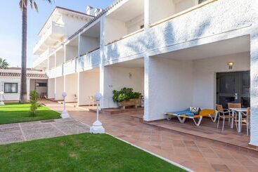 هتل Playa De La Luz