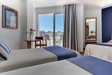 هتل Puertobahia & Spa