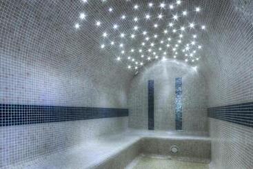 هتل Puertobahia & Spa