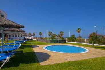 هتل Puertobahia & Spa