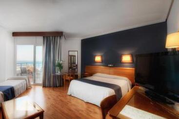 هتل Puertobahia & Spa