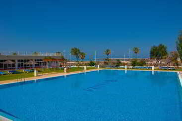 هتل Puertobahia & Spa