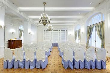 Eurostars Hotel Real