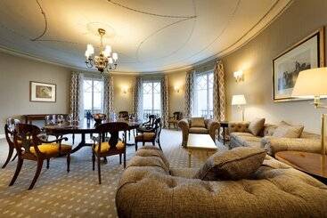 Eurostars Hotel Real