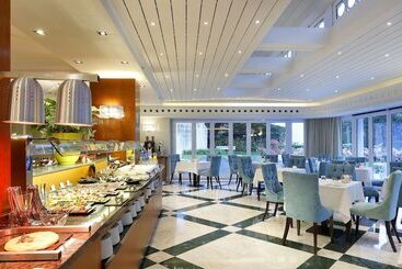 Eurostars Hotel Real