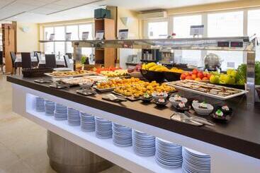 هتل Rh Casablanca Suites