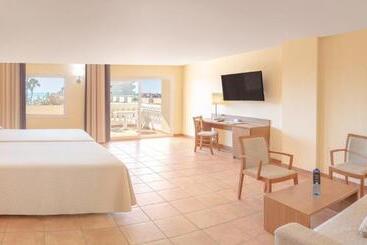 هتل Rh Casablanca Suites