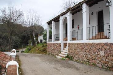 هتل روستایی Finca Valbono Apartamentos Rurales Y