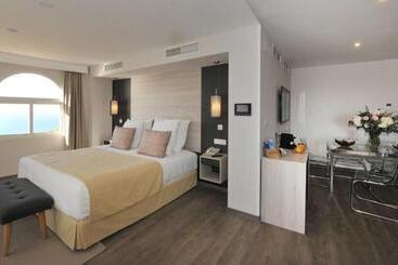 Hotel Salobreña Suites