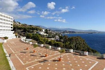 Hotel Salobreña Suites