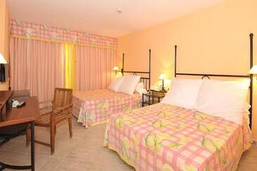 Hotel Salobreña Suites